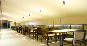 Clubhouse of international standards (62,000 Sq.ft.)